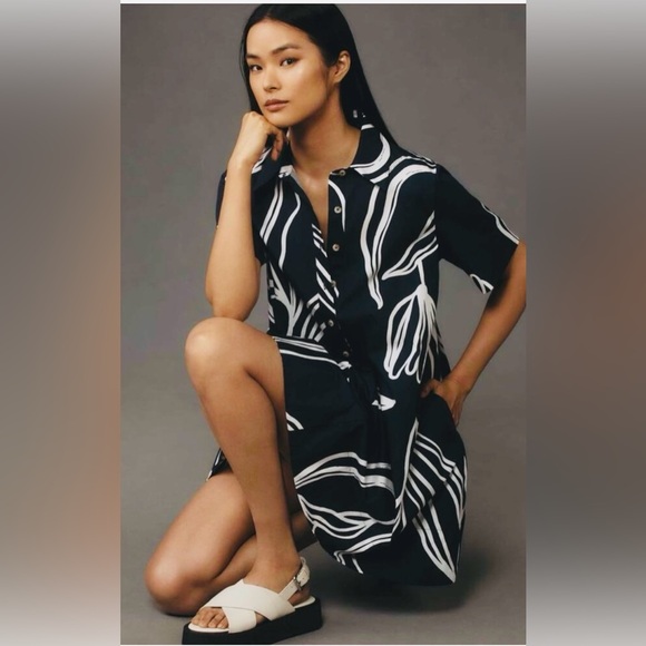 The Pollie Short-Sleeve Swing Tunic Mini Dress - Picture 2 of 9